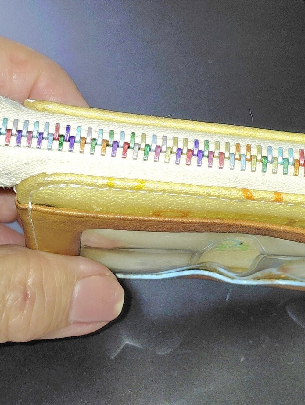 Dooney & Bourke Multicolor Logo Card Wallet Tan Trim Rainbow Zipper, ID Window - Picture 4 of 6